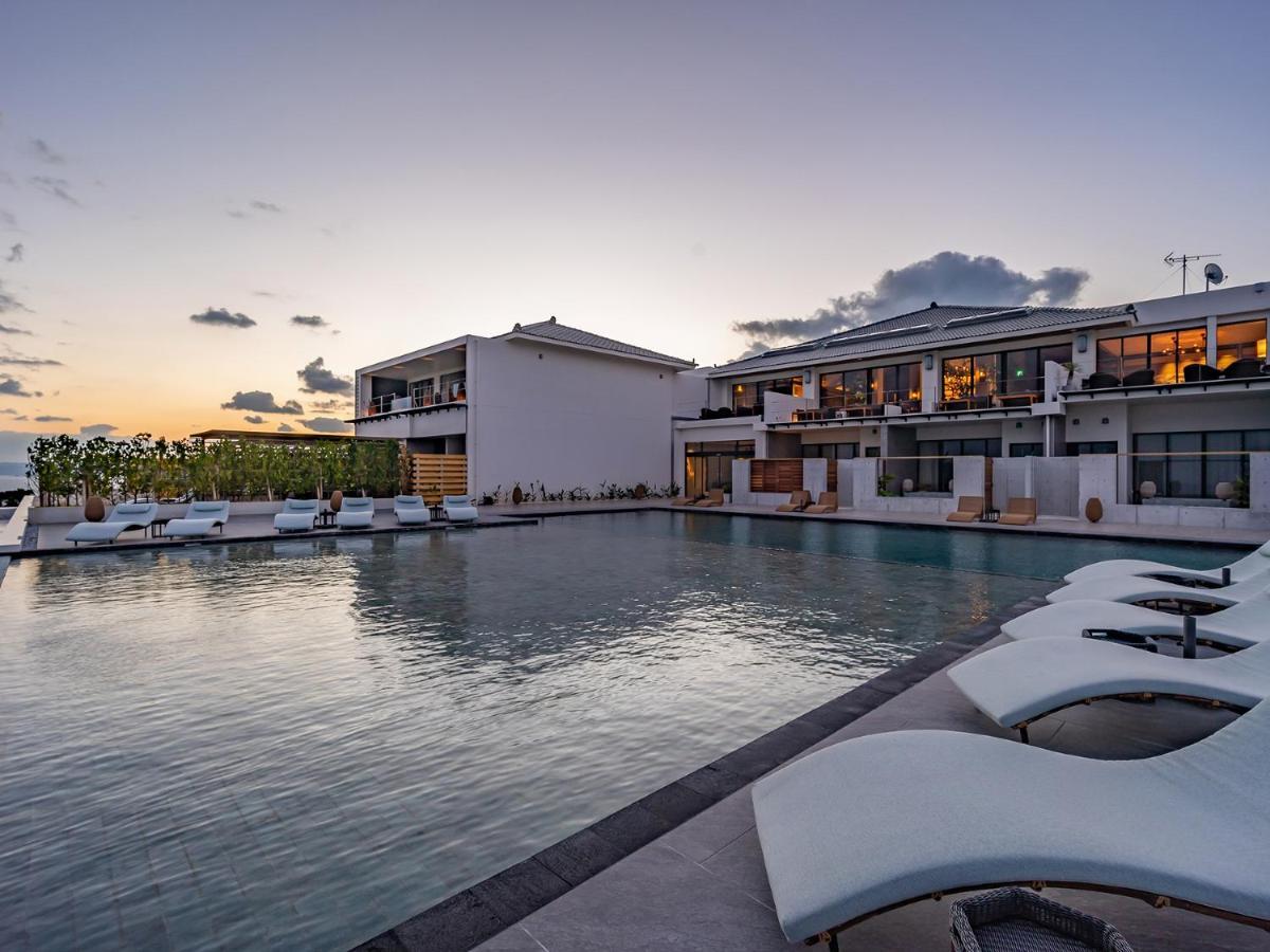 One Suite The Grand Nakijin Εξωτερικό φωτογραφία