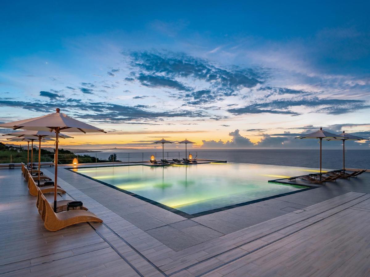 One Suite The Grand Nakijin Εξωτερικό φωτογραφία